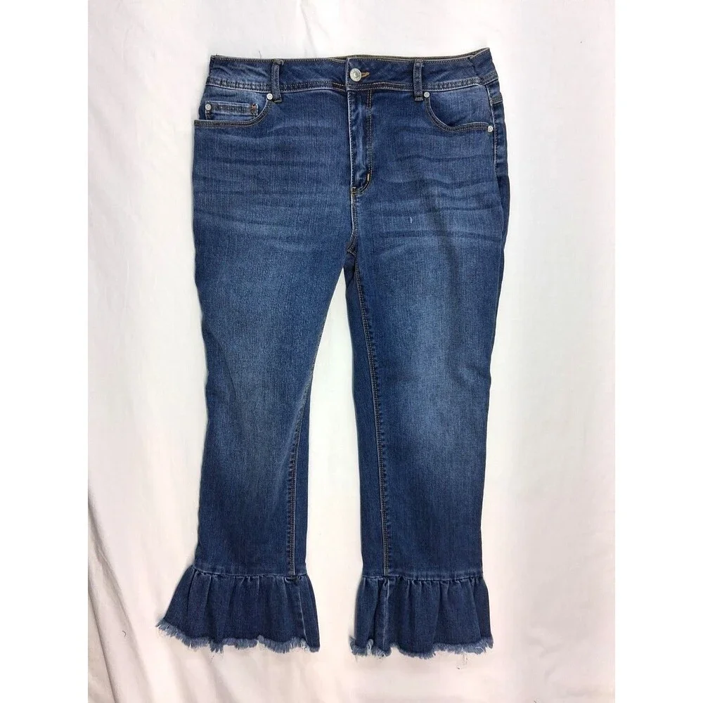Cato's Womens 10 Cropped Capri Blue Jeans Ruffle Casual Work festival boho - Picture 1 of 8
